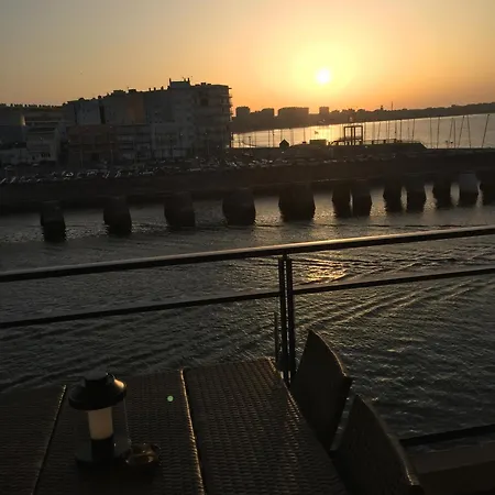 Vue Exceptionnelle Sur Chenal, Ocean, Baie Des Sables La Chaume