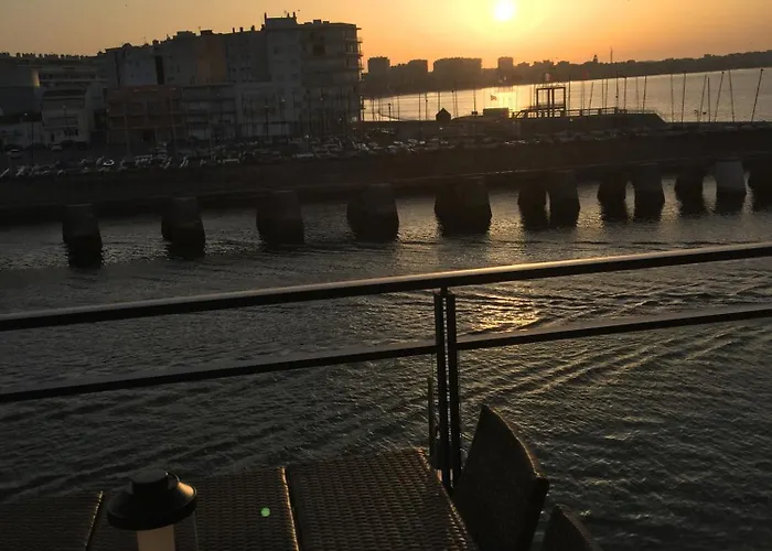 Vue Exceptionnelle Sur Chenal, Ocean, Baie Des Sables La Chaume